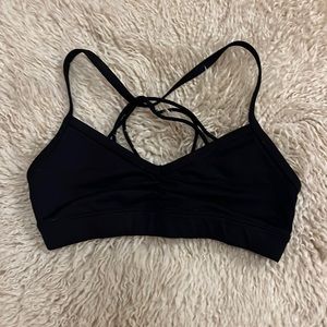 Alo black sports bra